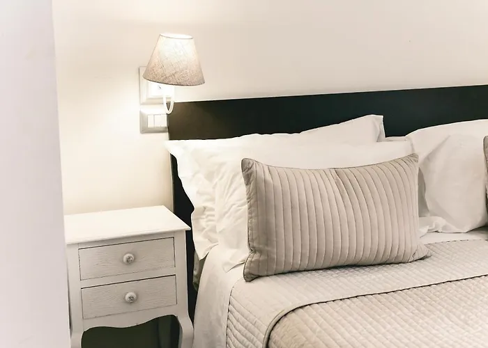 Angolo Di Roma Guest House
